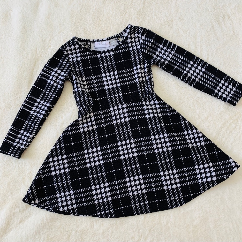 Children’s Place Black Plaid 4T Long Sleeve Dress